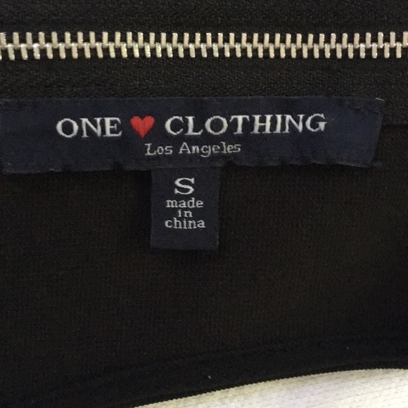 Halter top - Picture 2 of 4